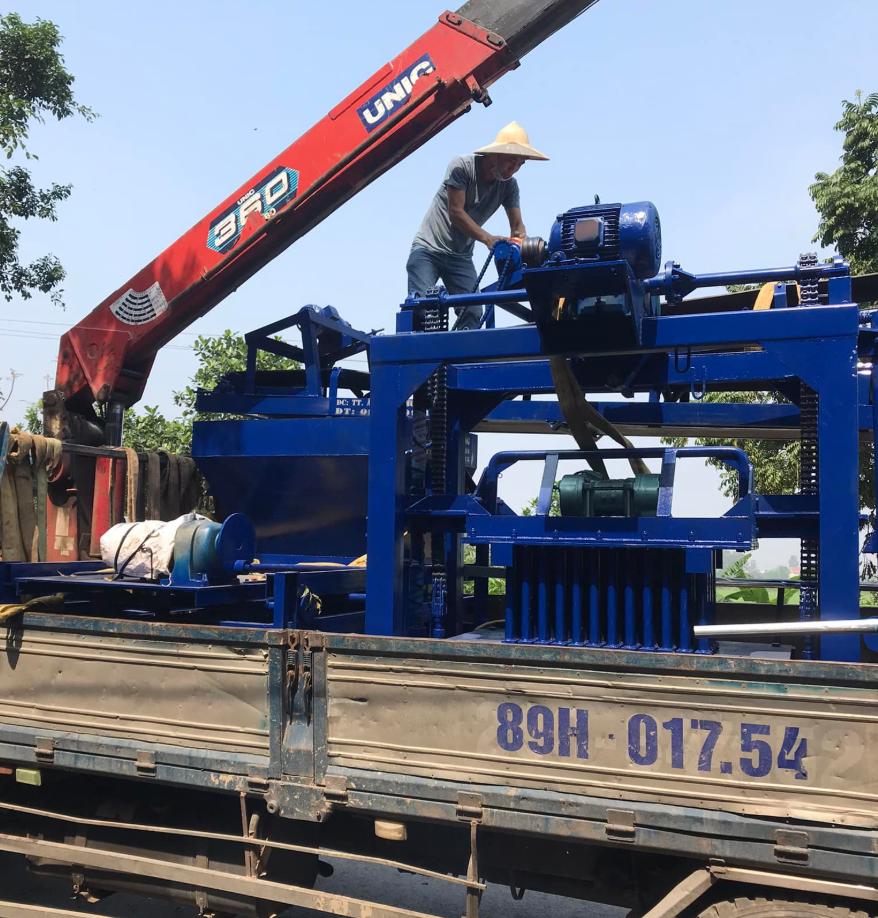 Máy ép gạch không nung Thái Bình
